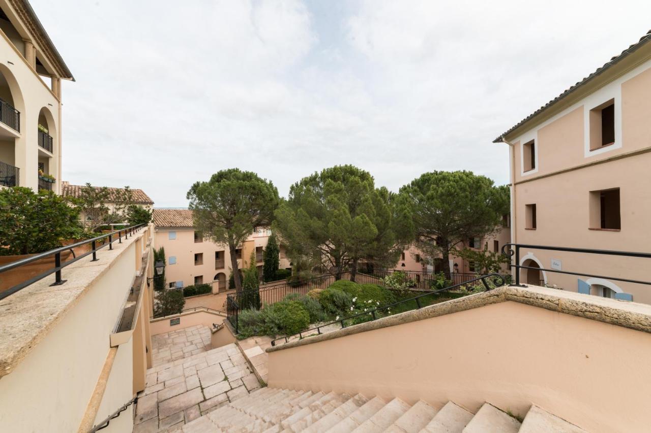 Village Pierre & Vacances Pont Royal En Provence 马勒莫尔 外观 照片