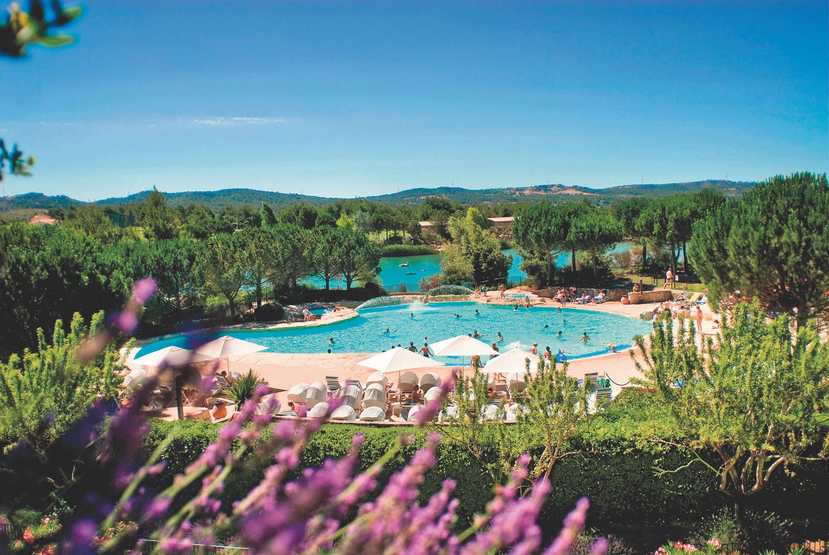 Village Pierre & Vacances Pont Royal En Provence 马勒莫尔 外观 照片