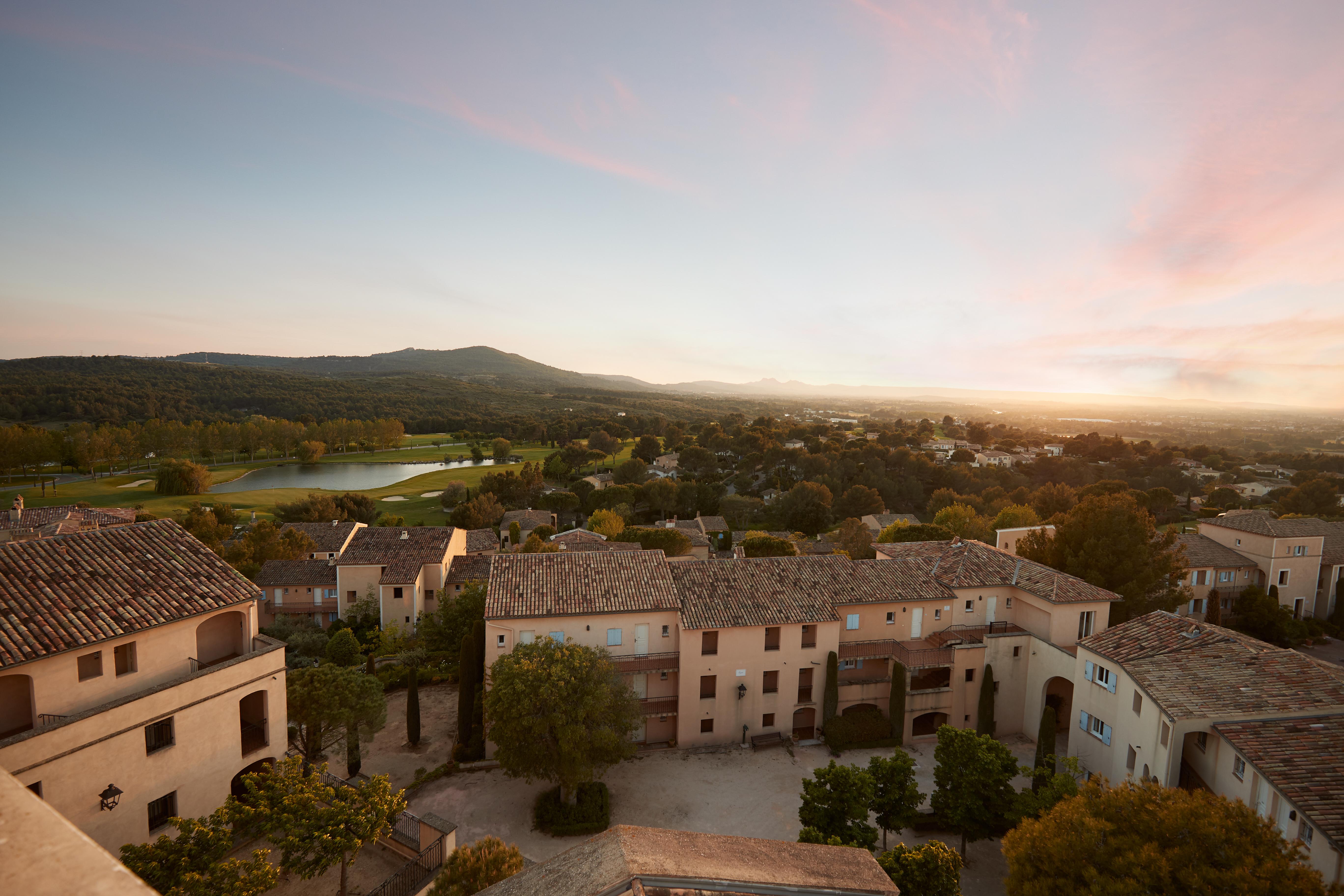 Village Pierre & Vacances Pont Royal En Provence 马勒莫尔 外观 照片
