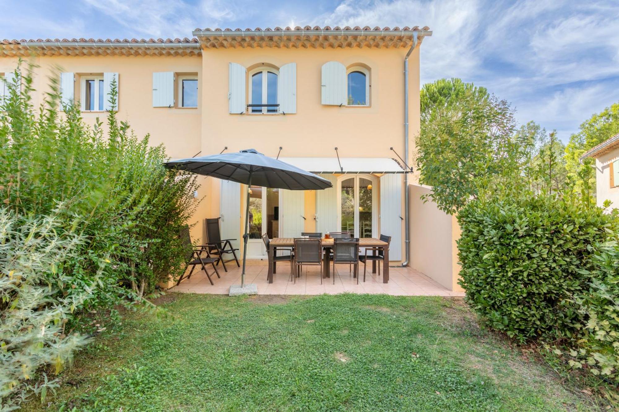 Village Pierre & Vacances Pont Royal En Provence 马勒莫尔 外观 照片