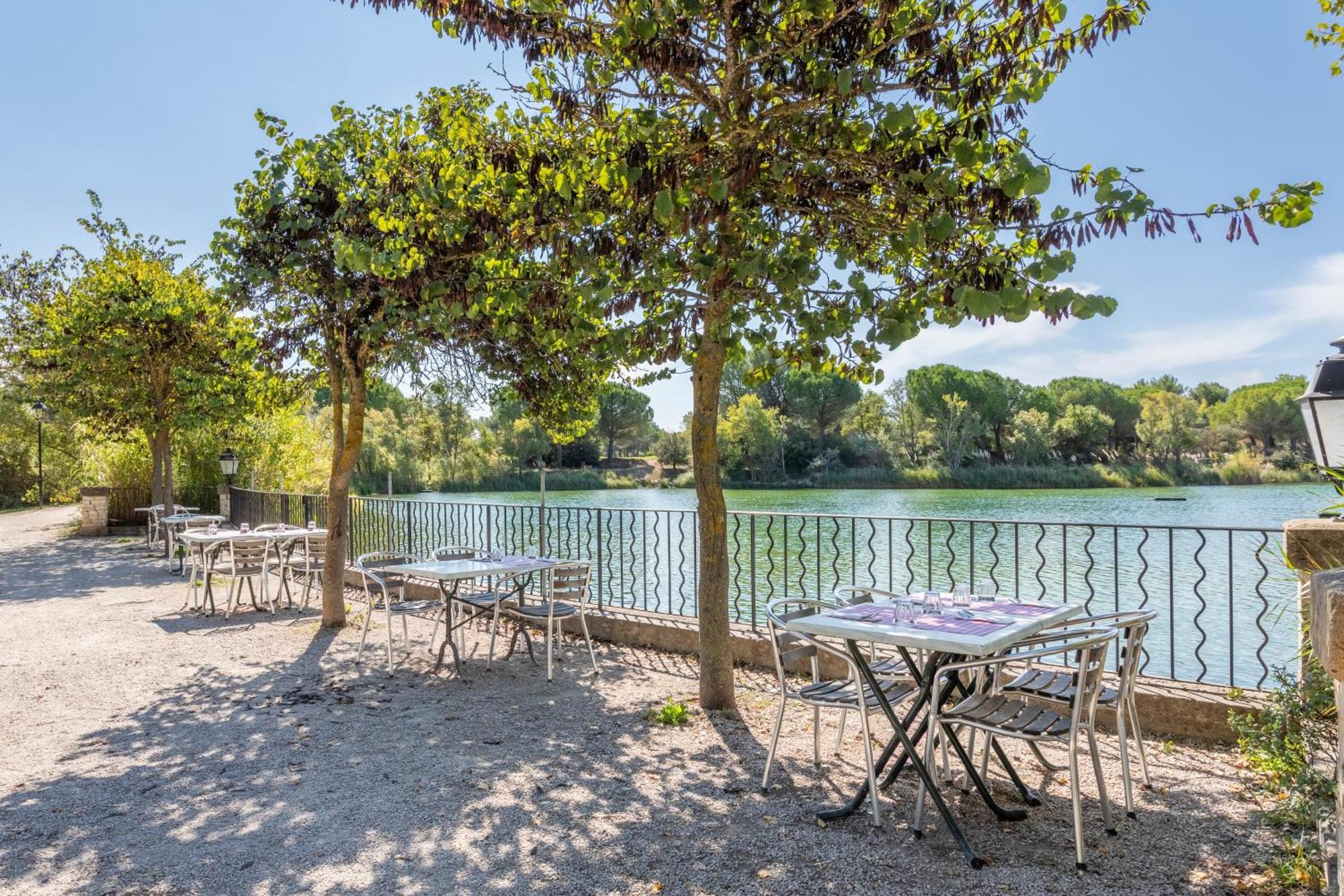 Village Pierre & Vacances Pont Royal En Provence 马勒莫尔 外观 照片