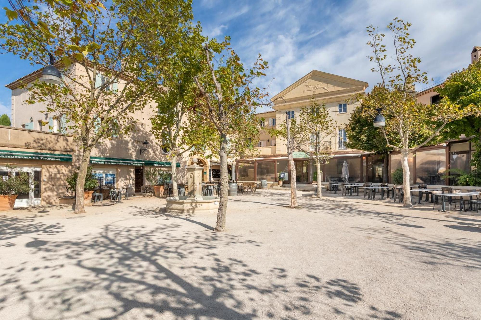 Village Pierre & Vacances Pont Royal En Provence 马勒莫尔 外观 照片