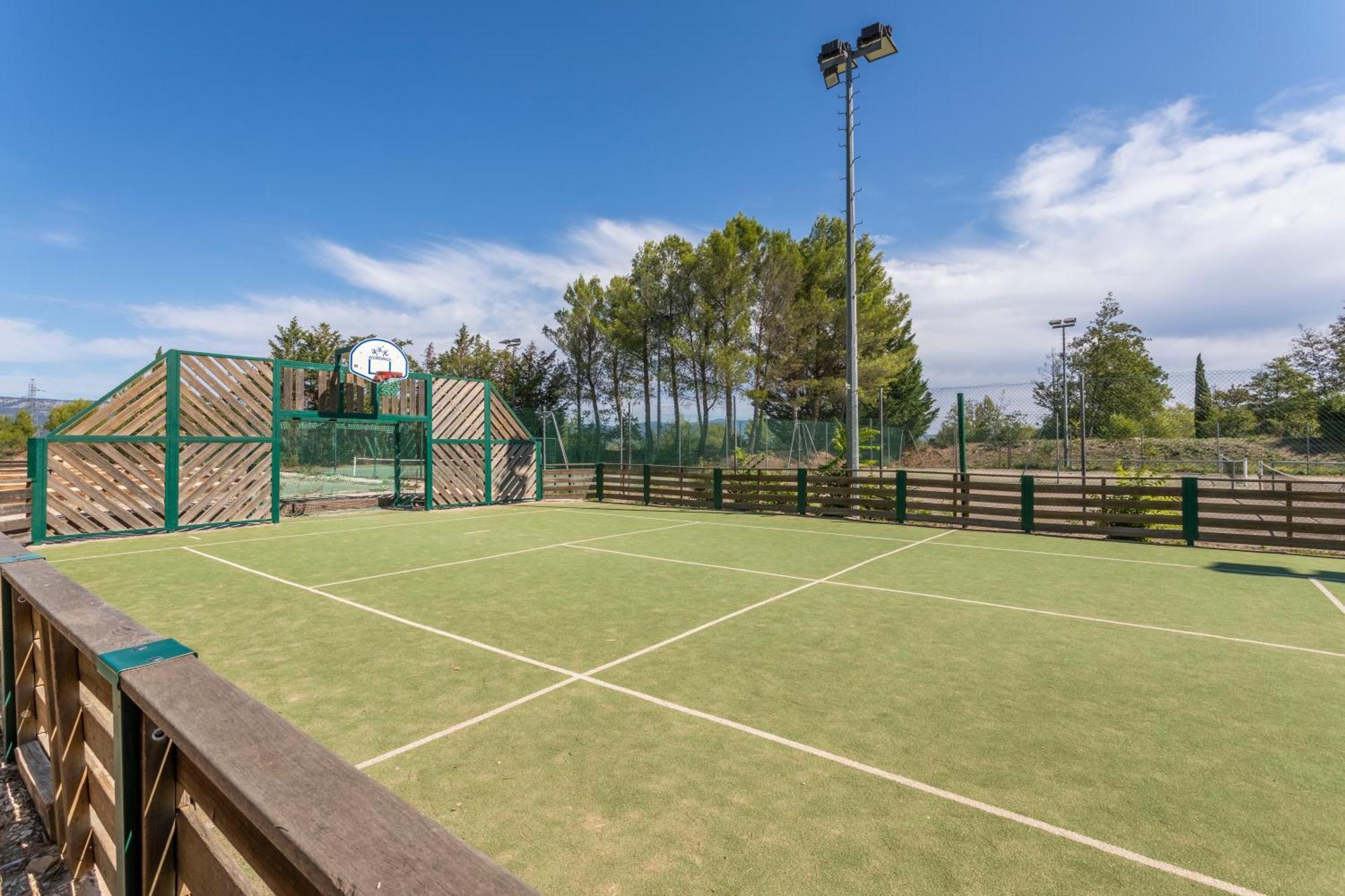 Village Pierre & Vacances Pont Royal En Provence 马勒莫尔 外观 照片